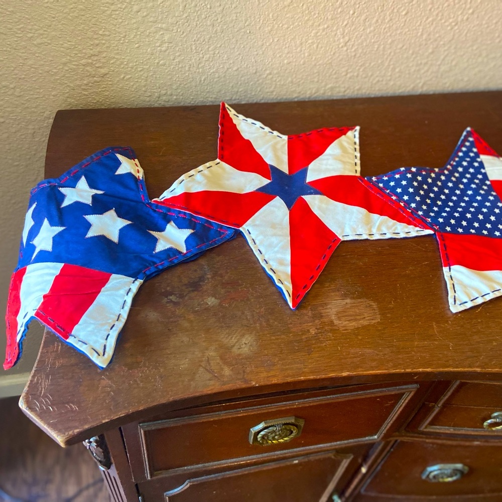 Star table runner - Picture 5 of 5